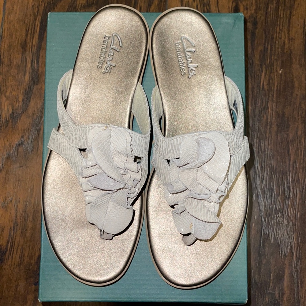Clarks NEW IN BOX Disk Azore 6.5 M